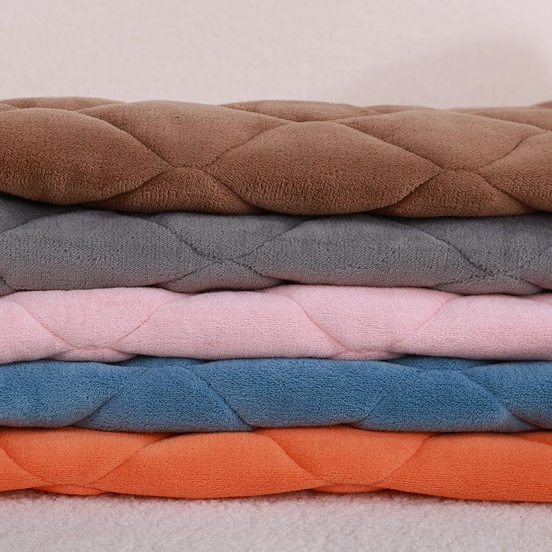 Autumn & Winter Thickened Warm Portable Anti-Slip Polyester Pet Mat All-season Universal Sleeping Pad for Dogs & Cats