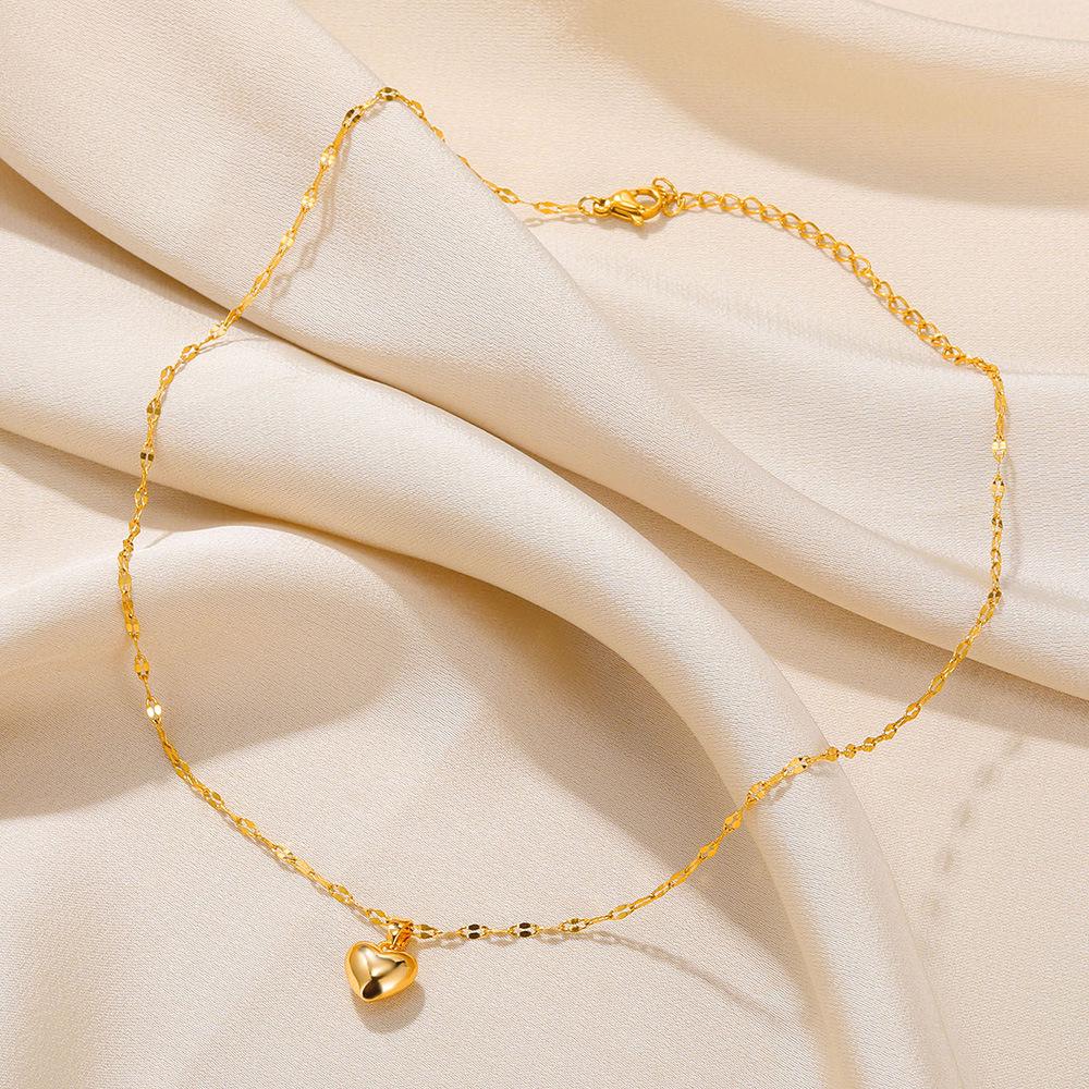 18K Gold Plated Peach Heart Choker Necklace - Heart-shaped Pendant Women's Jewelry In Japanese and Korean Fashion Style