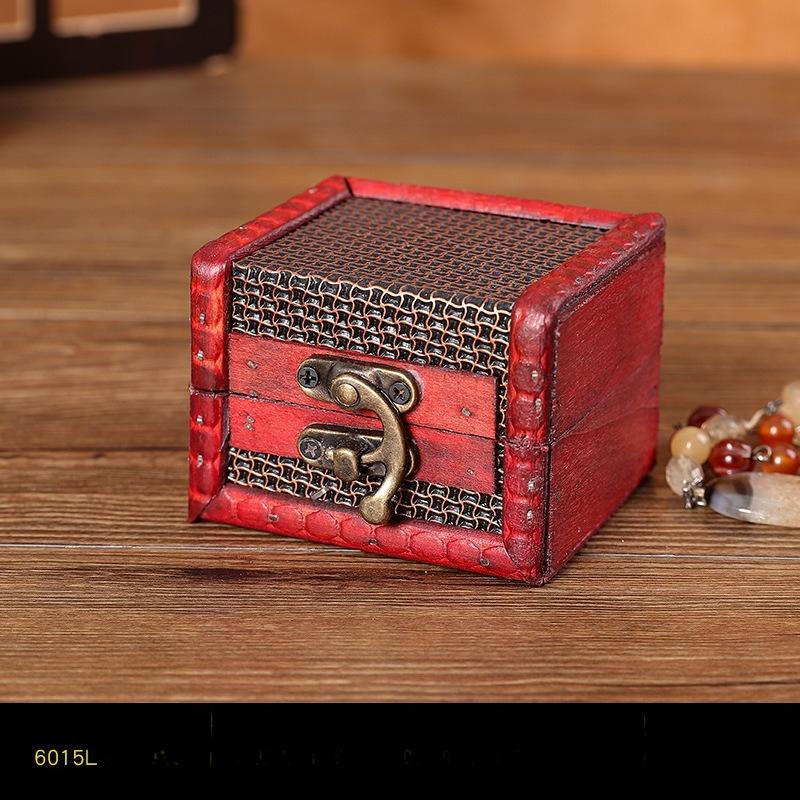 

1 шт. Европейская ретро деревянная коробка для хранения свадебных конфет, ручная работа, состаренный стиль, идеально подходит для реквизита для фотосъемки. 8*6.5*6cm