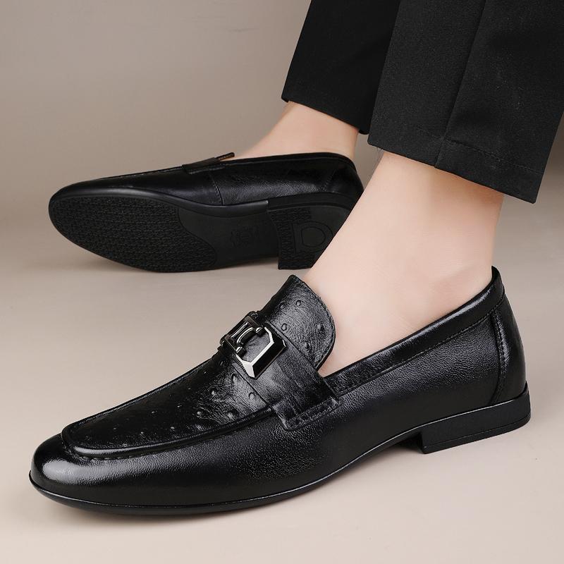 Echtes Leder Freizeitschuhe Herren Neuer Trend Gesellschaftliche Business-Kleiderschuhe Freizeitspaziergang Herren Slipper Flache Schuhe Klassische Elegante Loafer