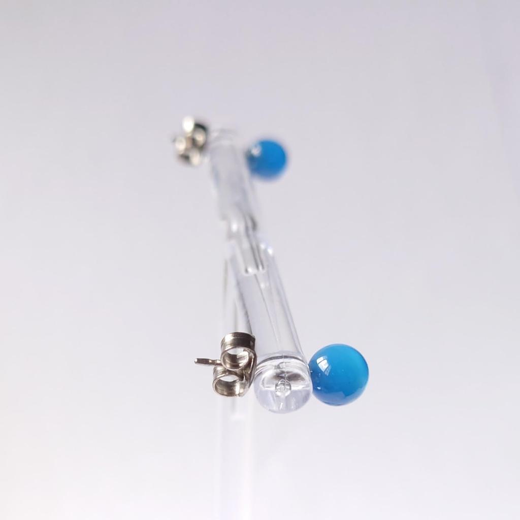 [Kobe Hokodo] Blue Agate 6mm Titanium Earrings