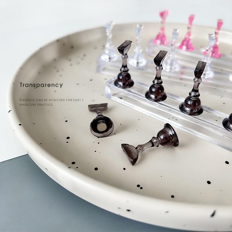

5Pcs Transparent Nail Stand Tips Holders Chess Shaped Fingernail Diy Magnetic Training Practice Display Manicure Nail Tools чистый