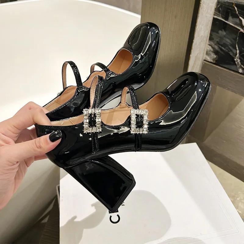 Fashion 2024Mary Jane Chunky Heels Women's Square Head High  Temperament Line with Rhindiamonds Patent Leather Professional Shoes