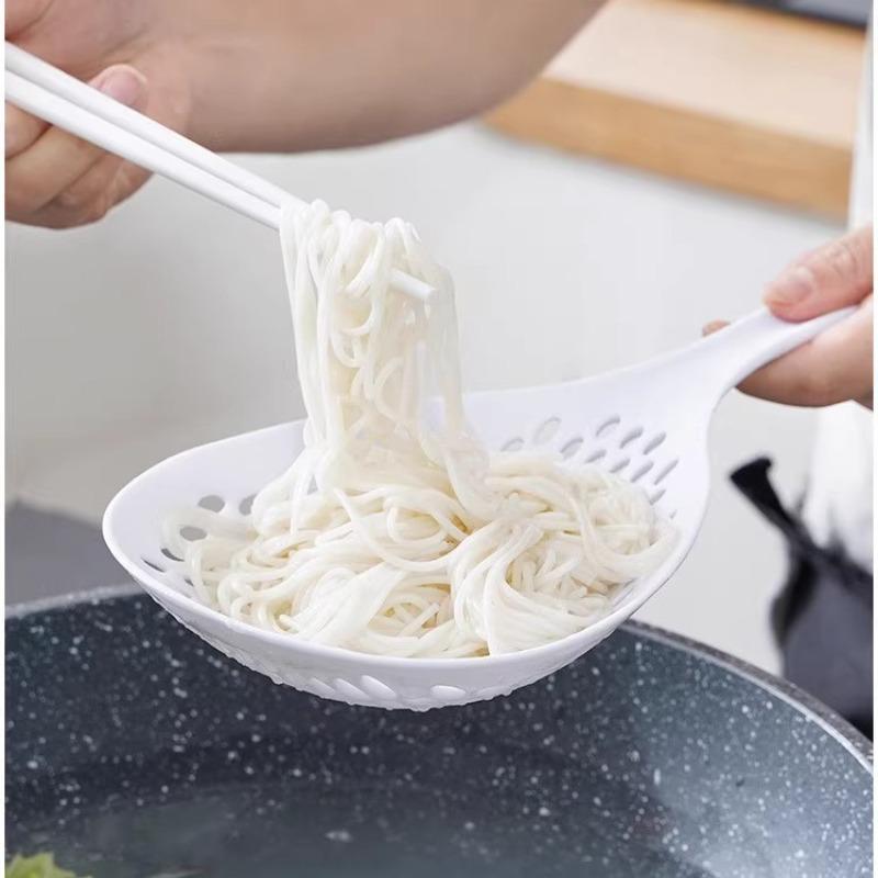 Extended Handle Large Strainer, Plastic Water Filter, Kitchen Water Draining, High-temperature Resistant, Dumpling and Noodle Scooping Spoon