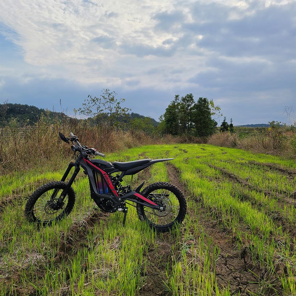 LINGQI Boční blatník pro druhou generaci delšího zadního blatníku Vhodné pro Sur Ron Light Bee X a
