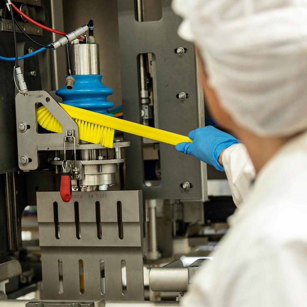 Cleaning Gaps and Stubborn Dirt Vikan Ultra Slim Brush 4197 [HACCP Compliant]