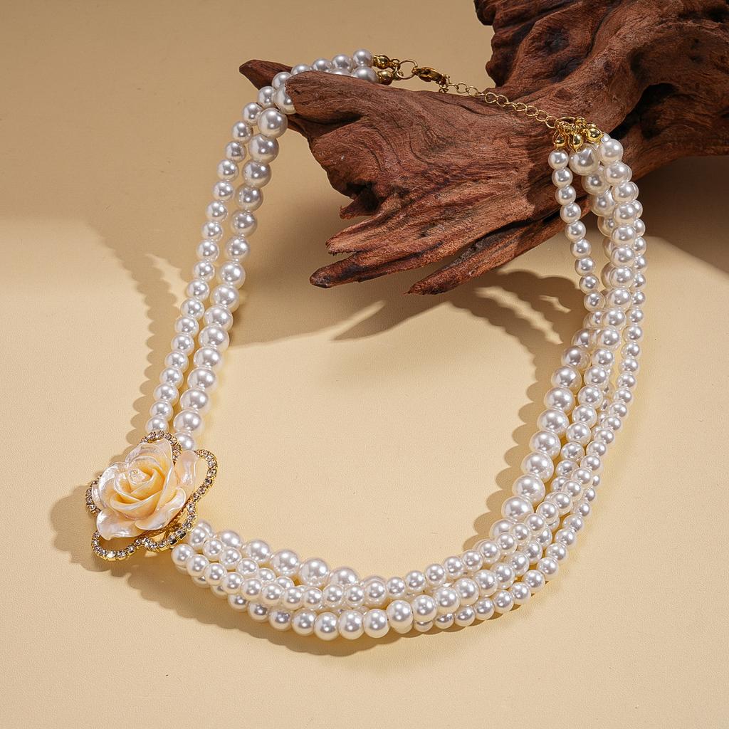 Imitation pearl beaded resin diamond flower multi-layer sweater chain elegant temperament necklace