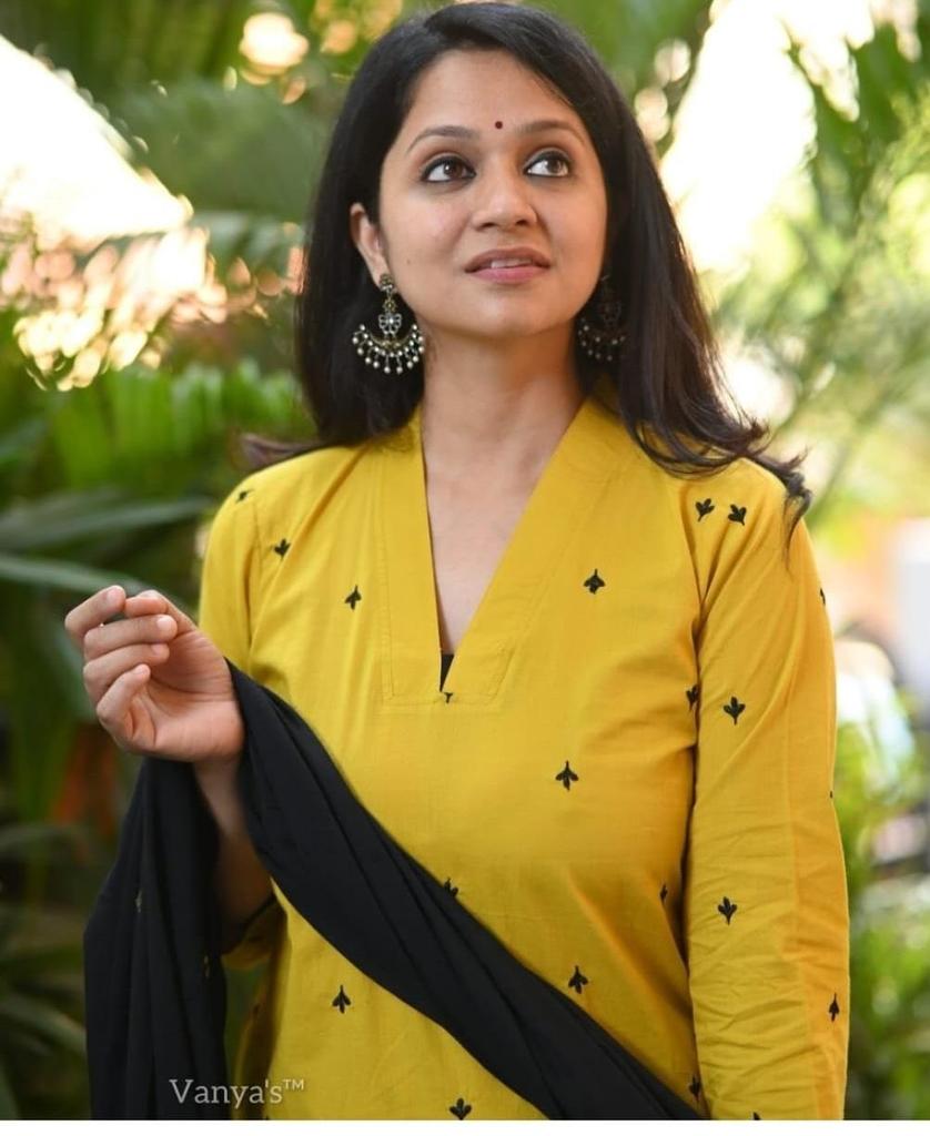 Damen Designer Kurti Hose Dupatta Set Bollywood Top Tunika Kurti Salwar Kameez Indisch Pakistanisch