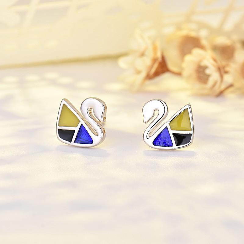 Small Earrings To Raise The Ear Female Personality Simple Cold Wind Earrings Advanced Sense of Jewelry Temperament Sweet Girl Cute Cat Earrings