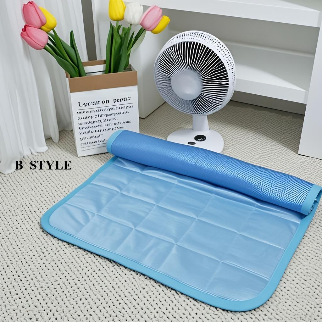 Breathable Mesh Cooling Pad for Cats & Dogs - Summer Ice Sliky Fiber Fabric, Keeps Pets Cool & Comfortable, Cooling Mat for Dogs