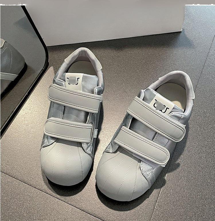 

Женская обувь на липучках с большой головкой, низкие кеды, повседневная обувь на толстой подошве, увеличивающая рост 40 серебряный