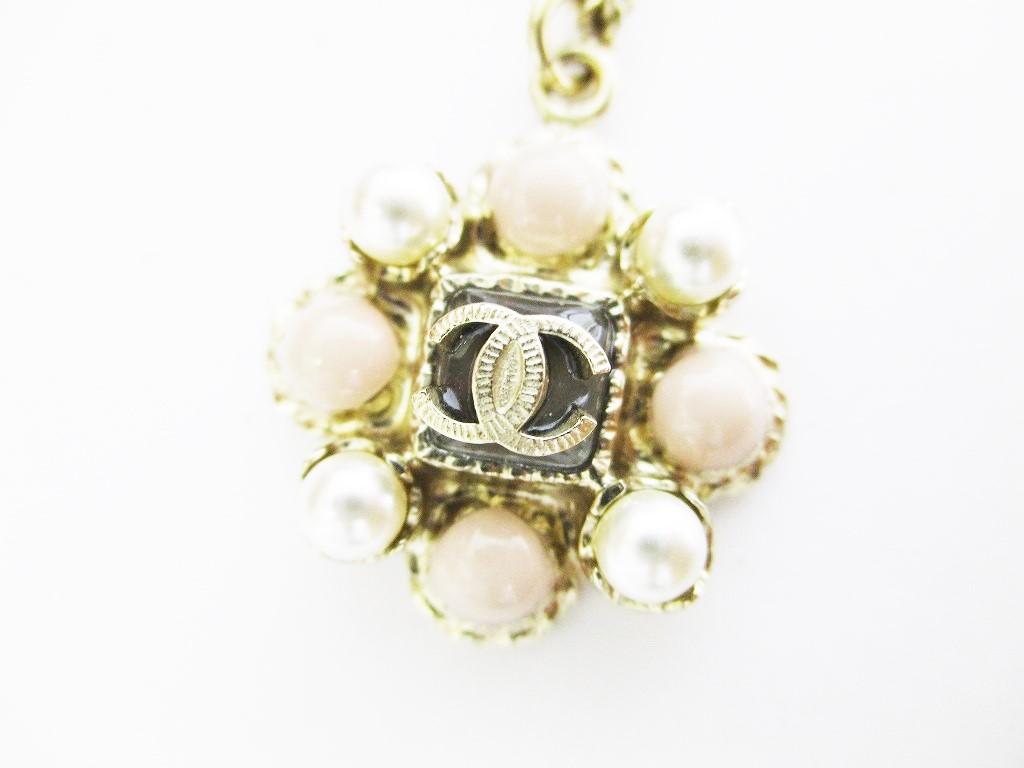 Authentic CHANEL CC Logo White and Light Pink Stone Gold Chain Necklace #7437 Seller refurbished