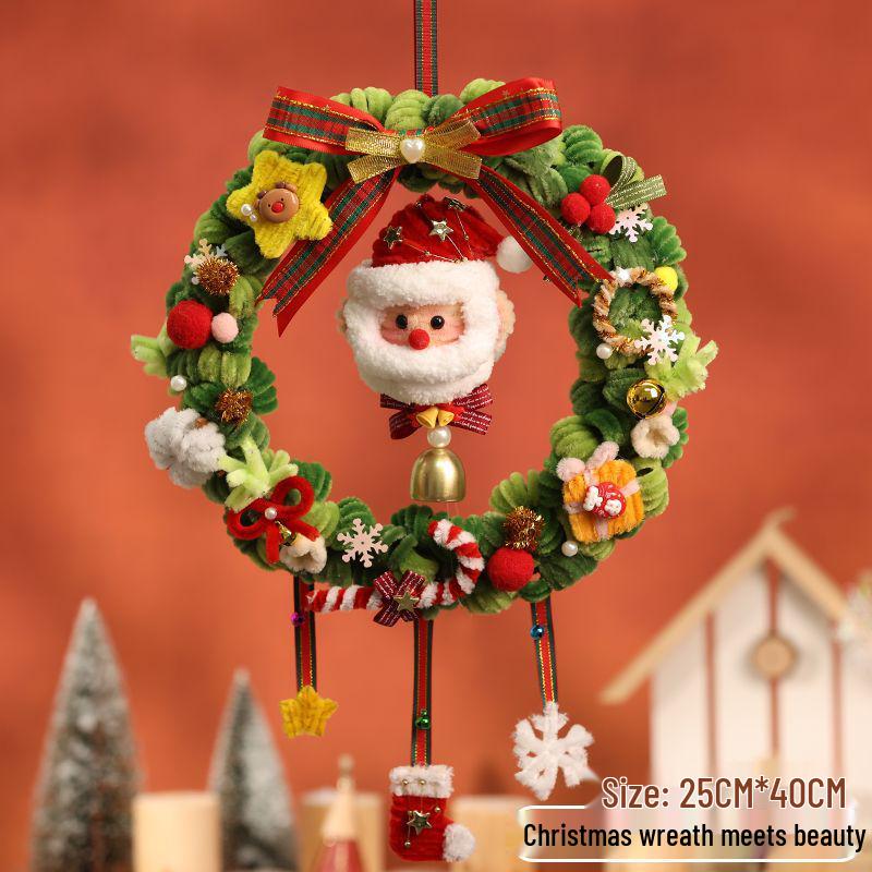 Handmade Chenille Stem Christmas Wreath – DIY Holiday Ornament Gift