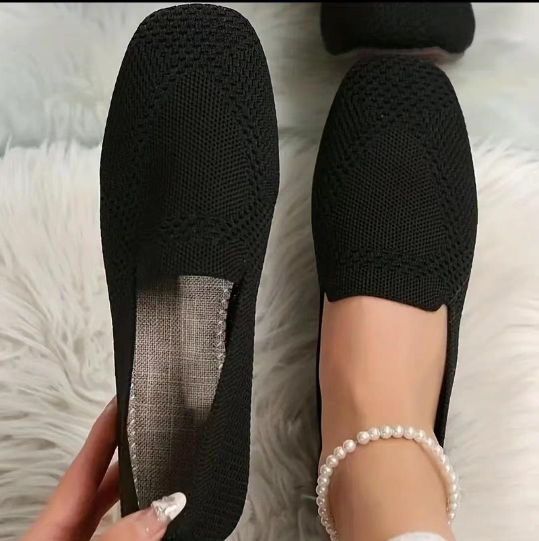 

Однотонные сетчатые мокасины с квадратным носком, женские туфли на плоской подошве, мягкие трикотажные балетки, повседневные туфли-лодочки без застежек 2024 42 чёрный