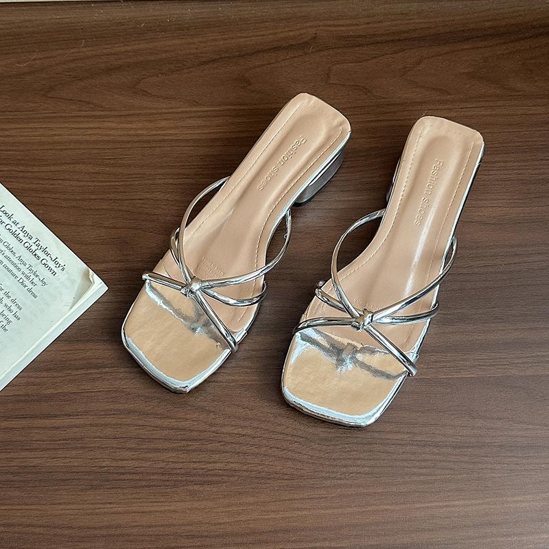 French Two Wear Cool Slippers Female 2025 New Summer Thick Heel Thin Belt Temperament Word with Fairy Style High Heel Sandals