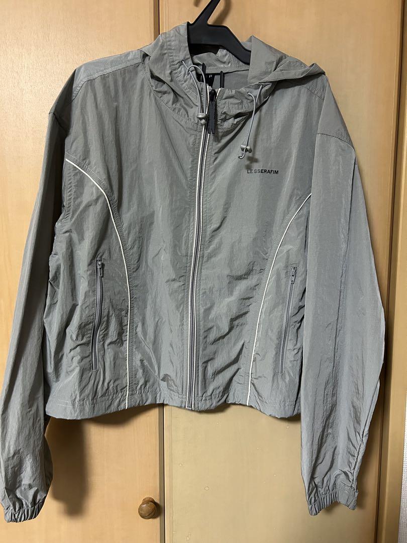 

[Б/У] Le Sserafim Укороченная серая куртка с капюшоном M
