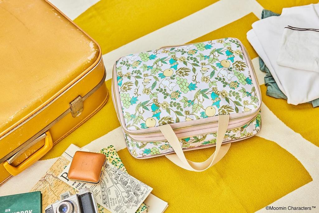 MOOMIN Just Close It and It Becomes Plenty of Room In the Compression Storage Pouch BOOK Brand Slim! (Takarajimasha Mook)