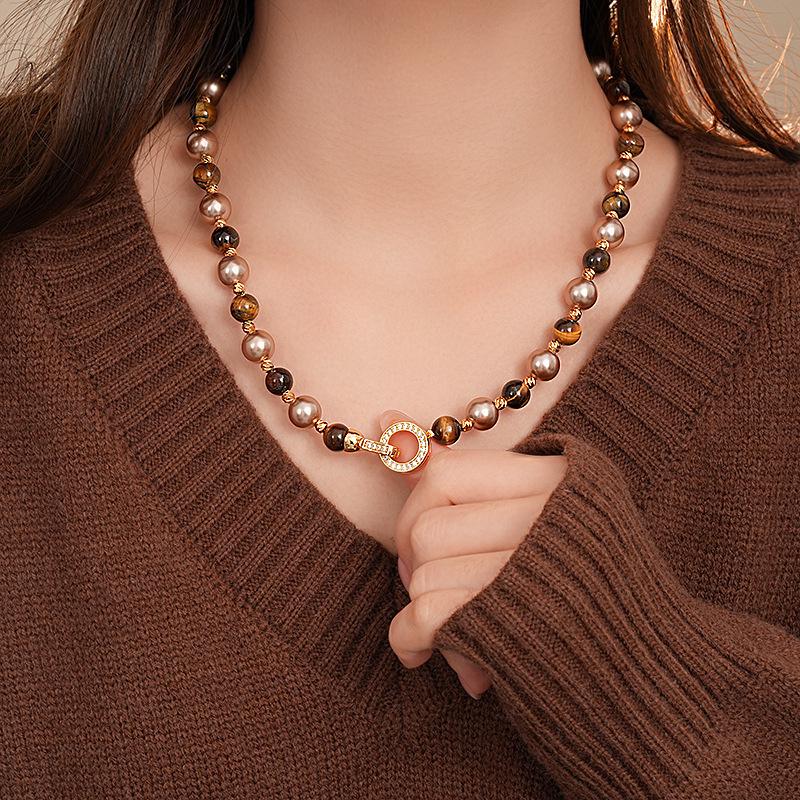 Hanluo Maillard Tigerauge Perlenkette: Retro Herbst-Winter Pullover-Ketten-Accessoire für Damen.