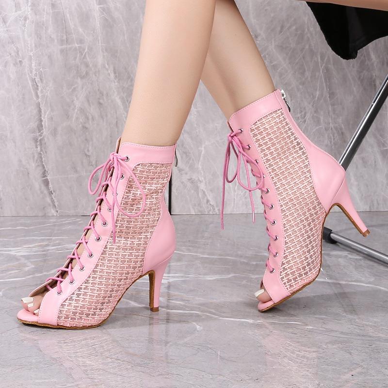 Латинские сетчатые крутые ботинки для женщин летние короткие ботинки с полыми ремешками ботинки на тонком каблуке на высоком каблуке танцевальная обувь для женщин 35 розовый 4980₽