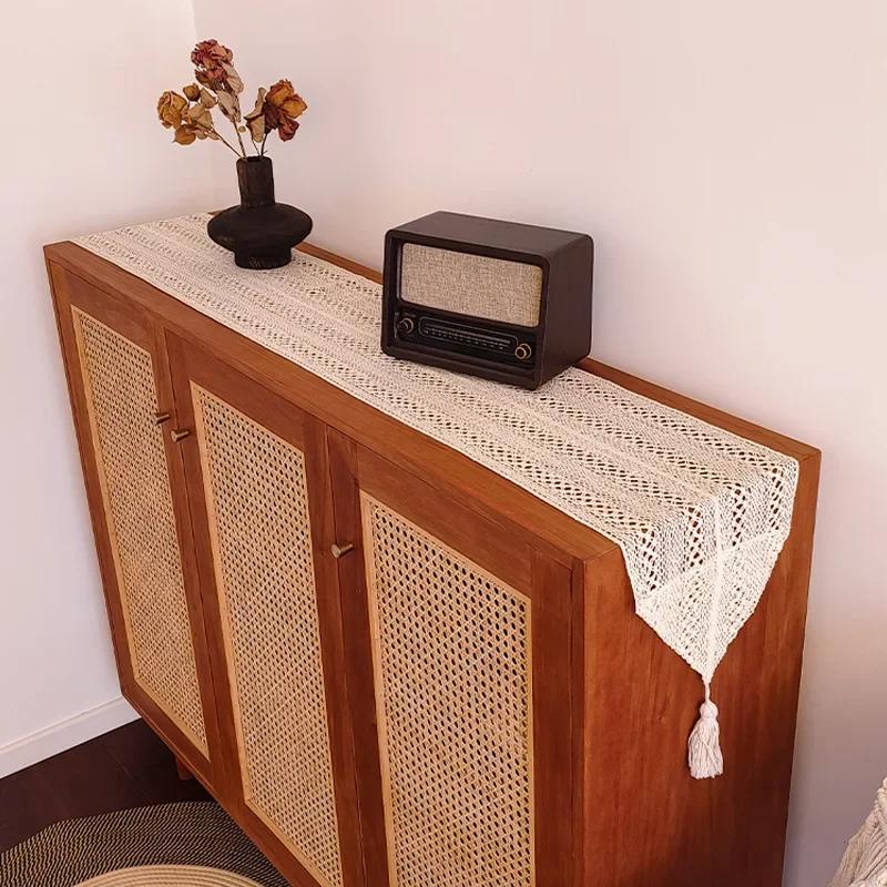 

Lace Tassel Knitted Dinner Table Runner Cover Burlap Striped Splicing Bohemian Style for Home Dining Wedding Decoration 25x120cm