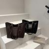 2026 Retro Chic Korean Style Large Capacity Solid Color Women's Shoulder Tote Bag