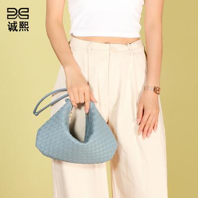 Gewebte Handtasche mit großem Fassungsvermögen für Damen, Textur, beliebt, Knödeltasche, Nischendesign, lässig, vielseitig, einzelne Schulter, Achseltasche