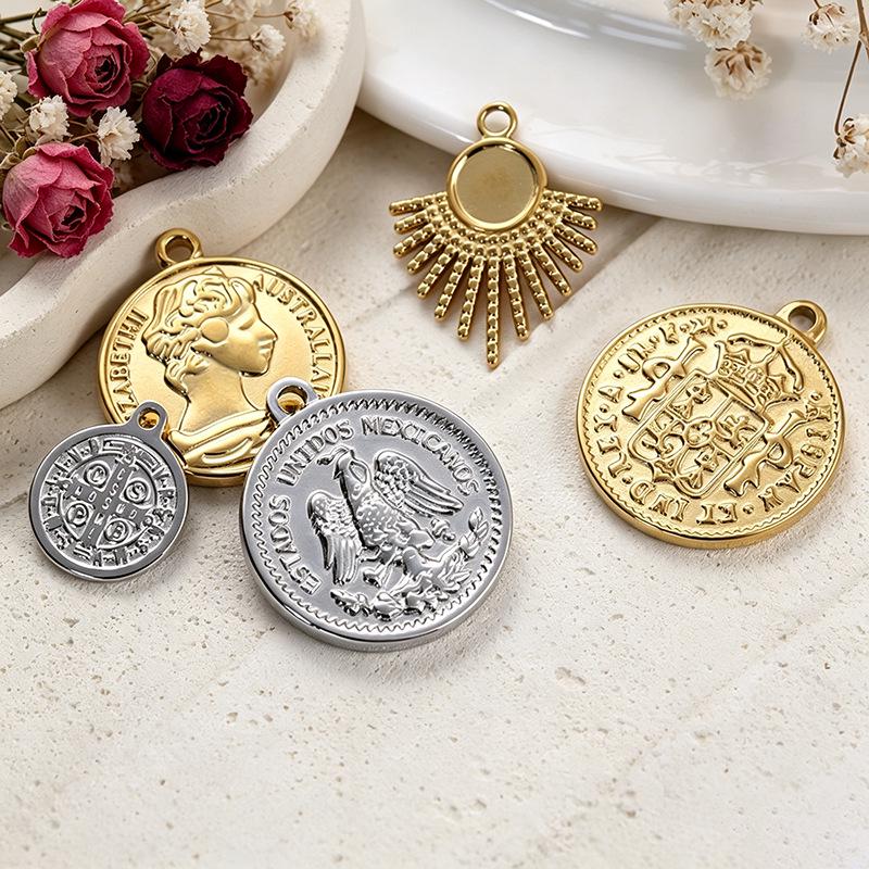 Luxury European & American Retro Roman Coin Charm Pendant for DIY Bracelets & Necklaces - Stainless Steel Jewelry Accessory