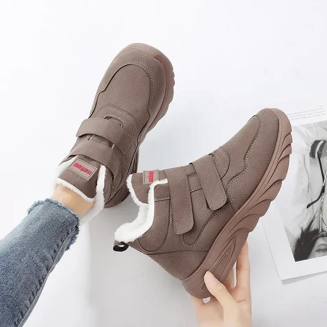 New Autumn and Winter Women's High Top Velvet Warm Cotton Shoes Fashionable, Lightweight, Non Slip Casual Cotton Shoes