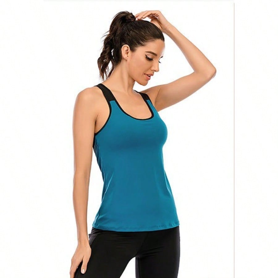 New fake two-piece yoga vest, hollow back fitness clothes, breathable and quick-drying sports top, women's shock-proof and anti-sagging.