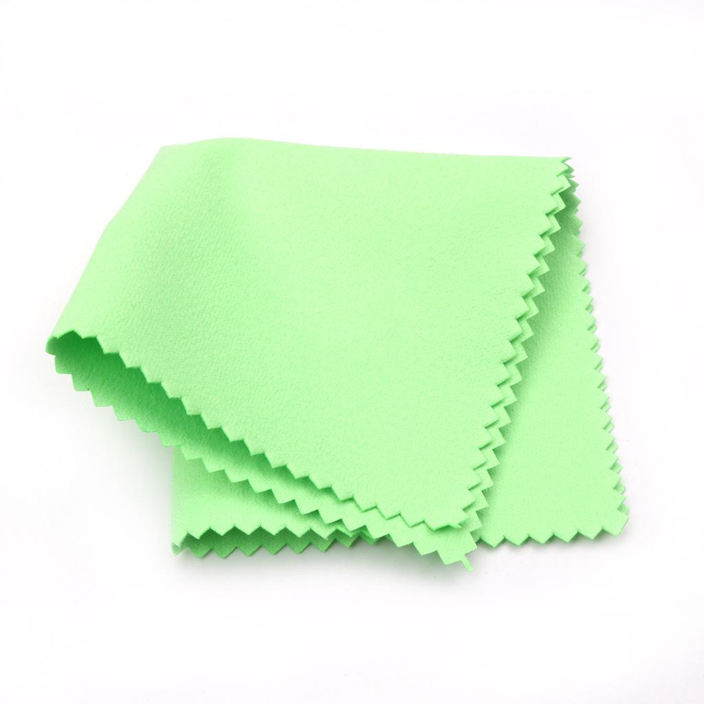 

15 x 15cm Microfiber Polishing Cleaning Cloth for Guitar Piano Violin Sax Clarinet Flute зелёный