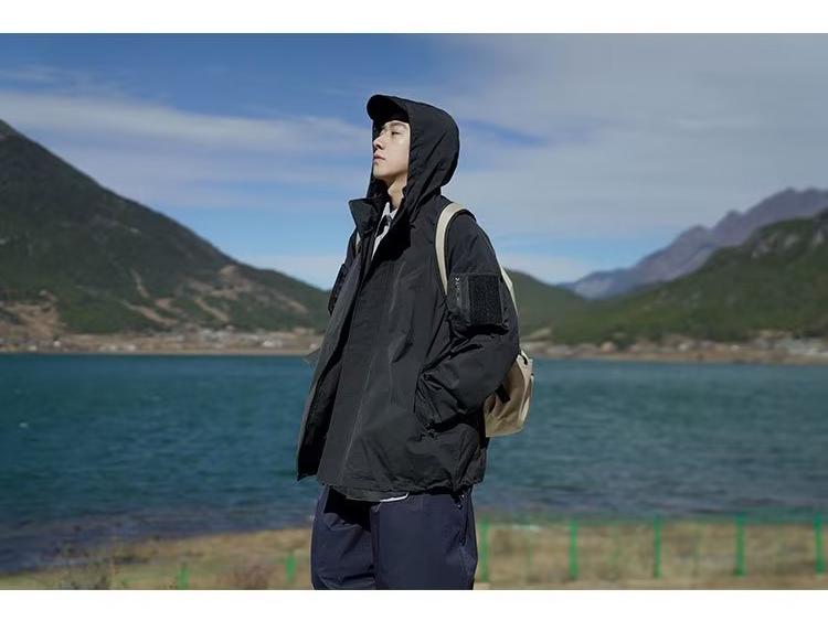 Men's Trendy Velcro Hooded Windbreaker: Casual Loose Fit Jacket for Spring & Autumn