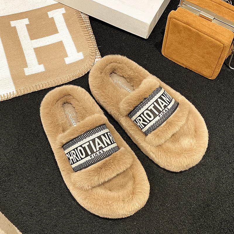 

Xiaoxiangfeng thick-bottomed fluffy slippers women s 2025 new Internet celebrity high-end autumn and winter fashion home plush slippers 42