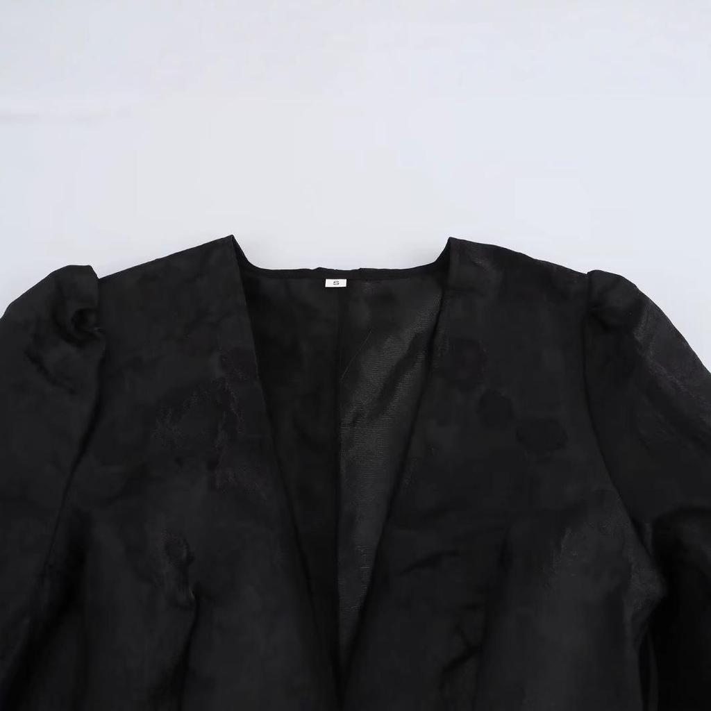 Spring 2025 Women's Puff Sleeve Deep V-Neck Cake Dress - European & American Style Fashion