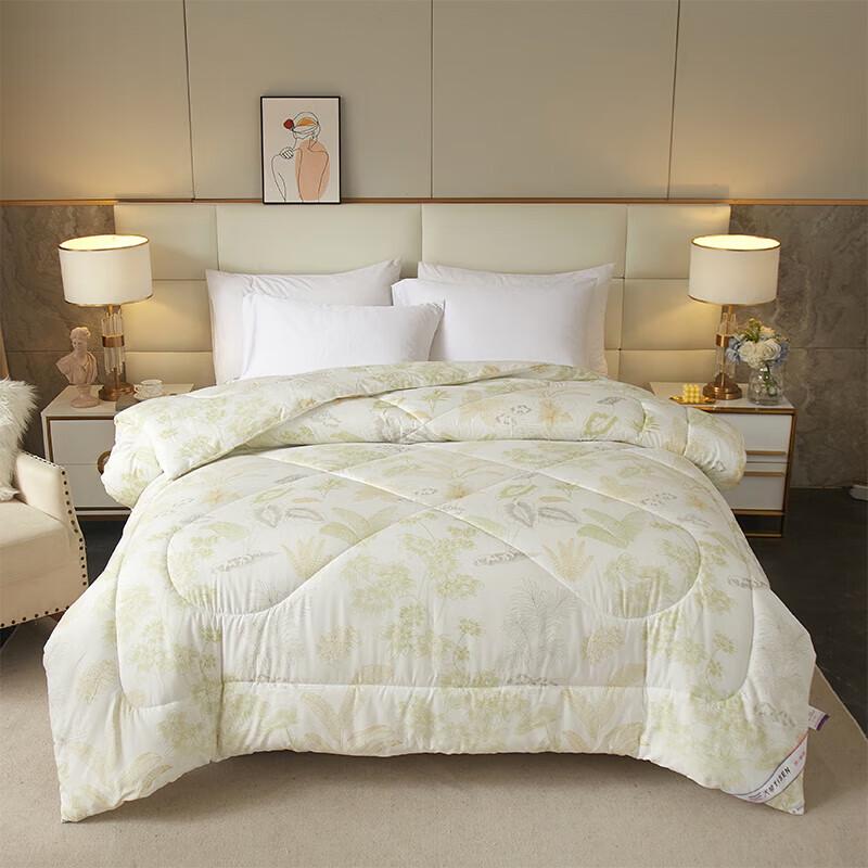 Tianqin Impression All-Season Polyester Quilt