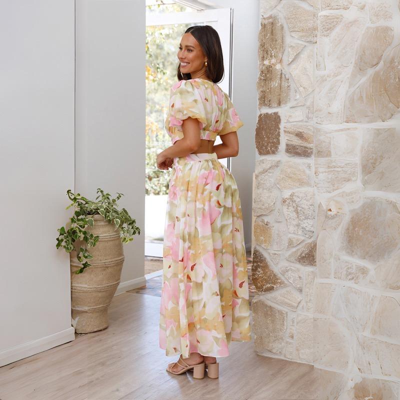 Elegantes Blumenkleid