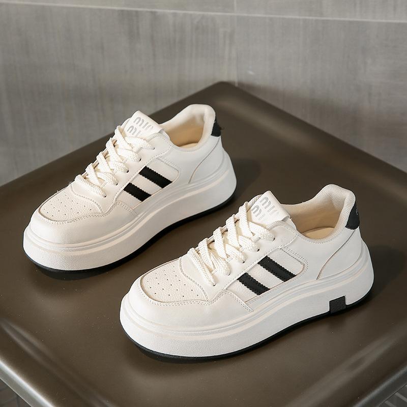 Popular Little White Shoes Women's Thick-soled Versatile 2025 Spring New High-end Lightweight Casual Sports Inner Height-increasing Board Shoes