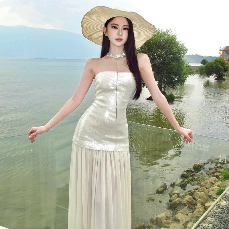 

French Beautiful Holiday Sequined Splicing Tube Top Dress Women s Summer Seaside High-end Waist and Thin Dress S