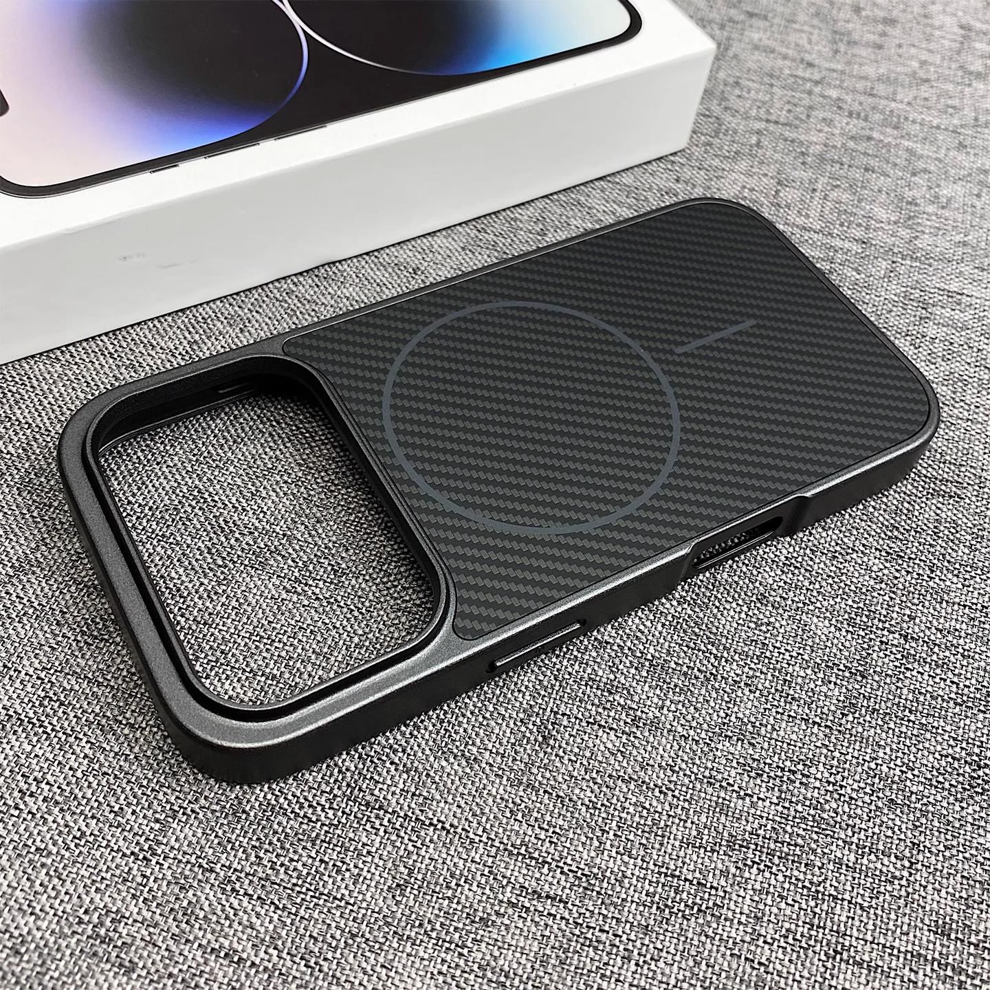 

Luxury Carbon Fiber Pattern Magnetic Bumper Case For iPhone 16 Pro Max 17 Air 15 14 Plus 13 12 For MagSafe Wireless Charge Cover For iPhone 12