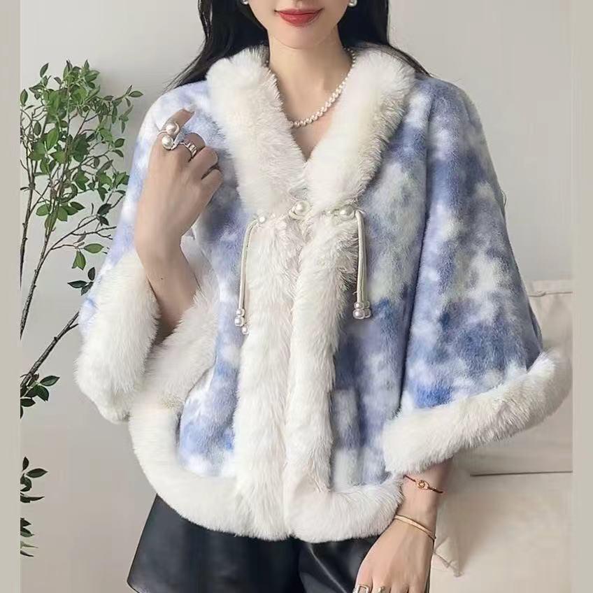 931# Women's Versatile Cheongsam Cloak: Fleece-Lined, Faux Otter Fur Collar Shawl, Thickened for Warmth