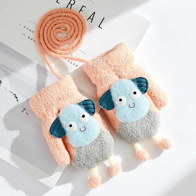 Детские милые бархатные утолщенные мультяшные грелки для шеи, перчатки, сумка, пальцы, защита от холода для малышей, оптом One size