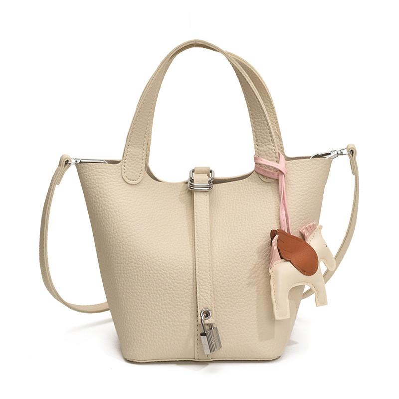 IELGY Ladies Messenger Bag - Western Style with Pebbled Pattern No Pendant