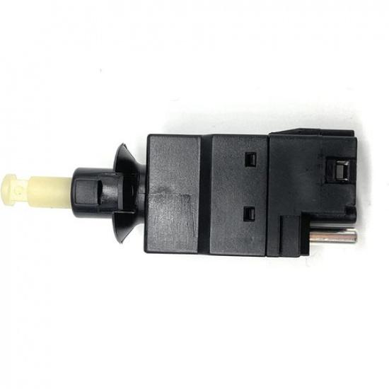 Stop Light Brake Switch 0015450109 For Mercedes-Benz 190D 300CE 400E 500E C280