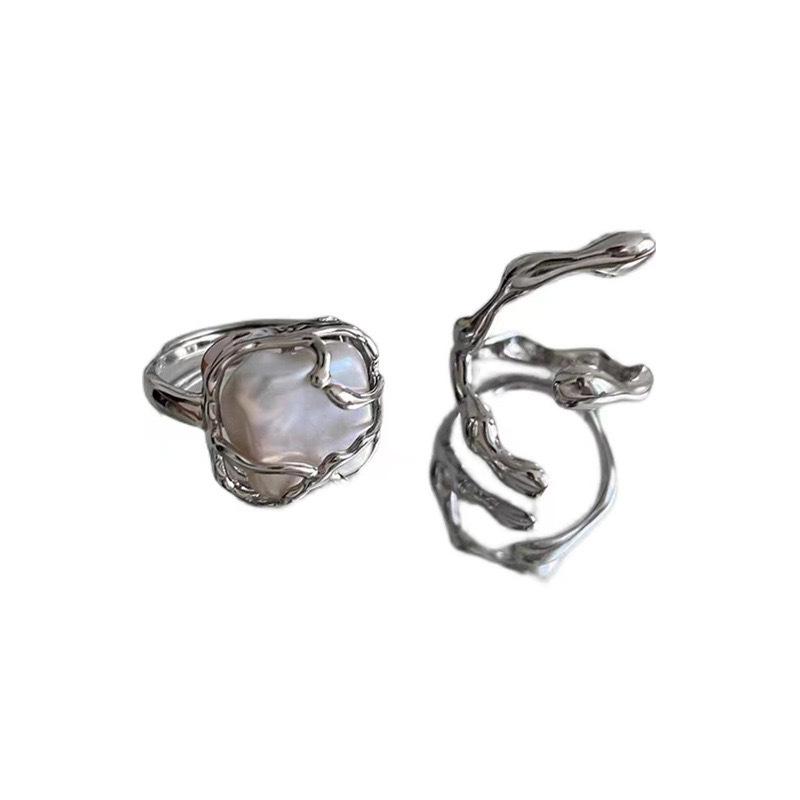 Trendy Pearl Index Finger Ring for Women – Cold Style, Hot Internet Fashion