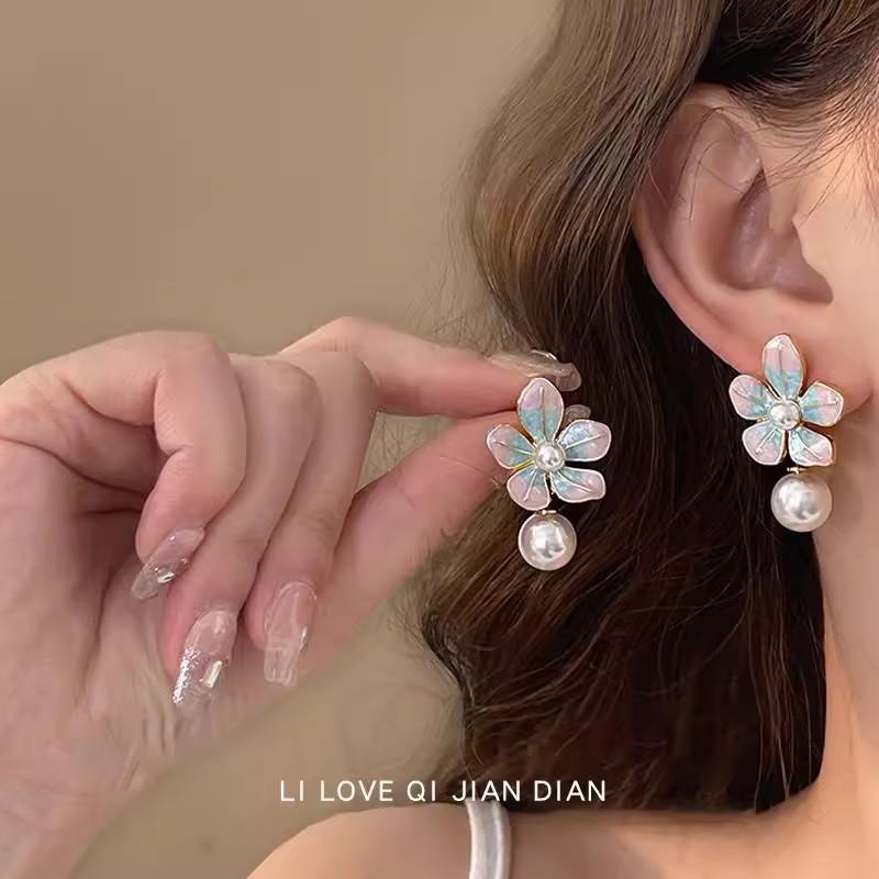 2024 Trendy Colorful Flower Stud Earrings for Women - Summer Fresh Design