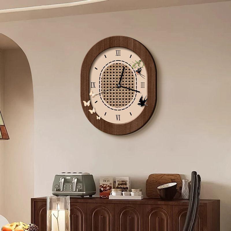 Wanduhr im mittelalterlichen Stil Wohnzimmer Neu Retro Restaurant Dekoration Gemälde Uhr Wandbehang Kreative Uhr Wandlampe Gemälde