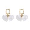 Irregular White Petal Flower Stud Earrings - Fashionable & Versatile Women's Jewelry