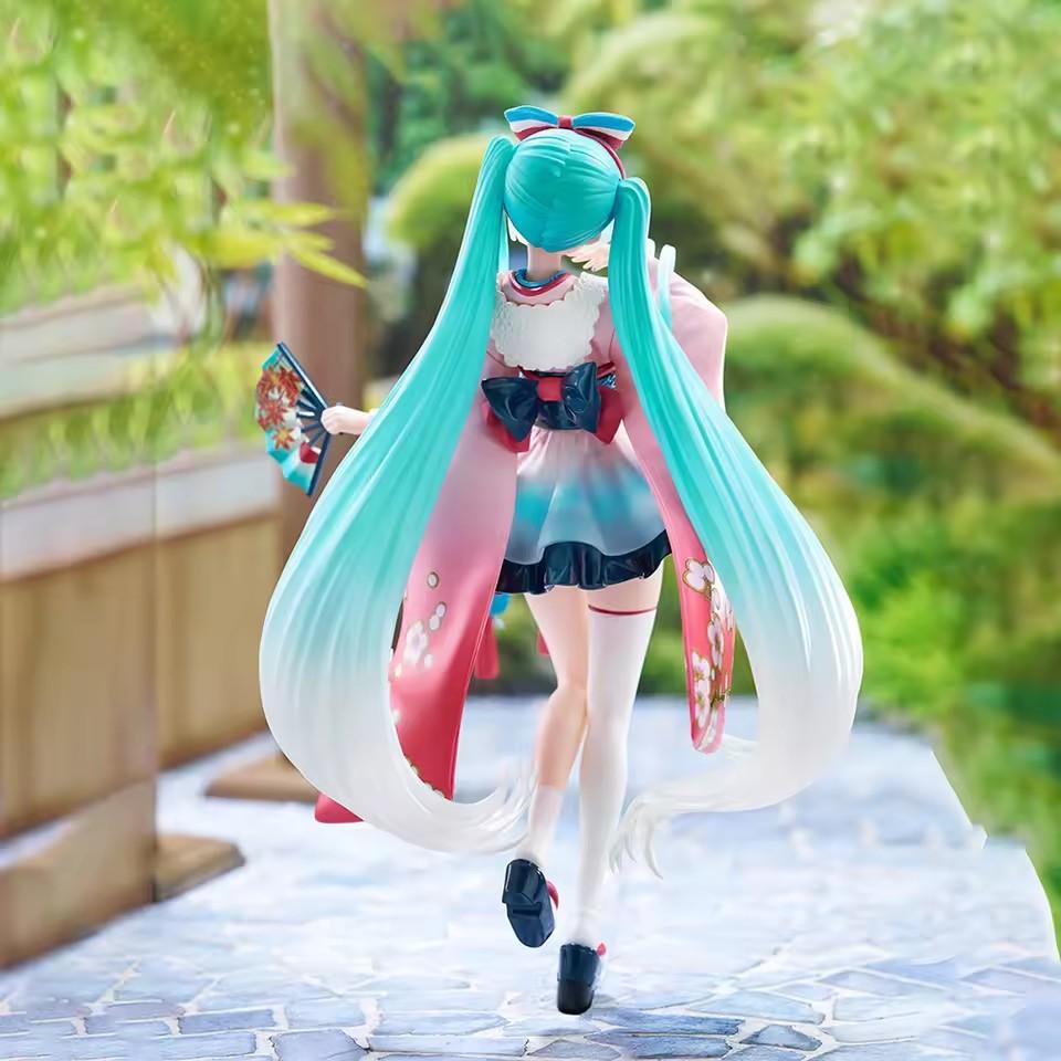 Hatsune Miku Desktop Cute Action Figure 20cm Neko Ears T-Shirt Ver. Anime Figurine Kawaii Girl Model Toy - Adorable Decor wi di