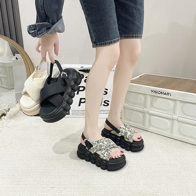Stepping On Shit Open-toed Sandals Women's Spring and Summer 2025 New Versatile Cross Strap 8cm Thick-soled Roman Beach Shoes Tide