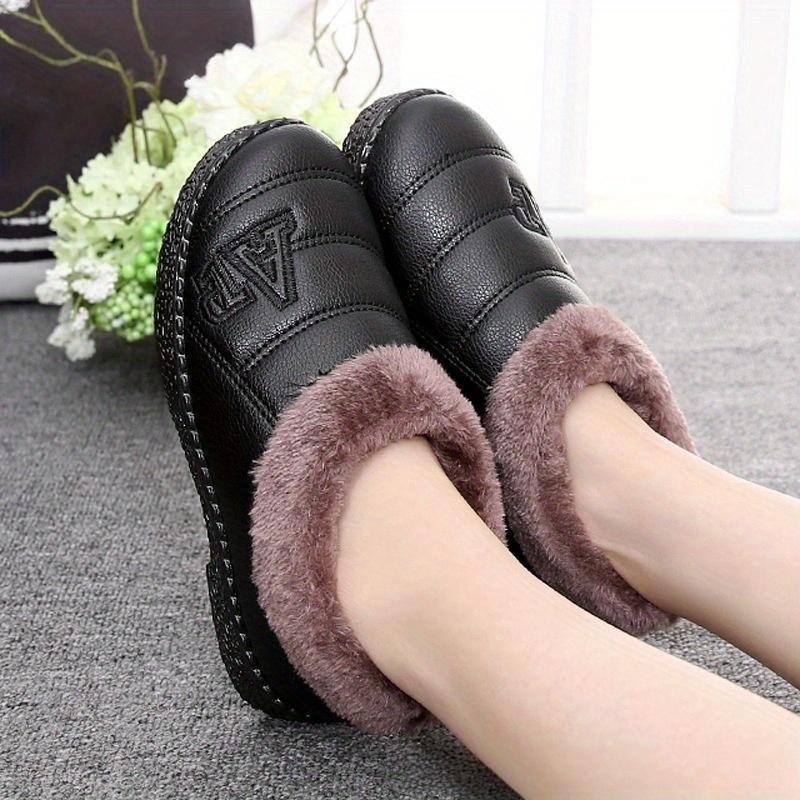 

Закажите на размер больше Женские зимние сноубутсы слипоны с плюшевой подкладкой из искусственного меха Черные повседневные туфли из ТПУ 38 чёрный