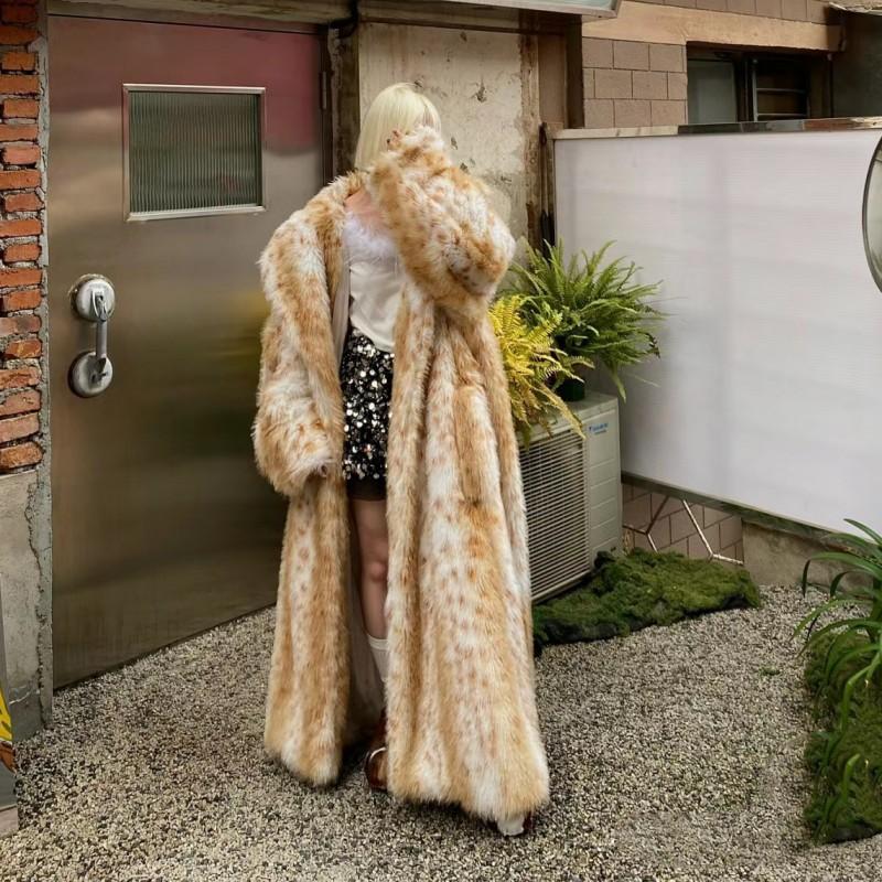 Environmentally friendly bobcat environmentally friendly fur coat for women's new fashionable loose young long fox fur coat for women's winter